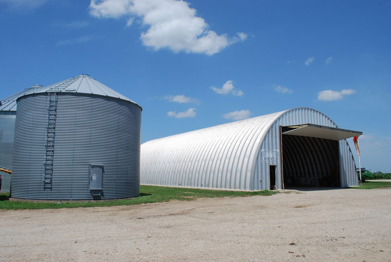 60x120 Farm Building Quonset Hut Kits, Bulk Storage Buildings.