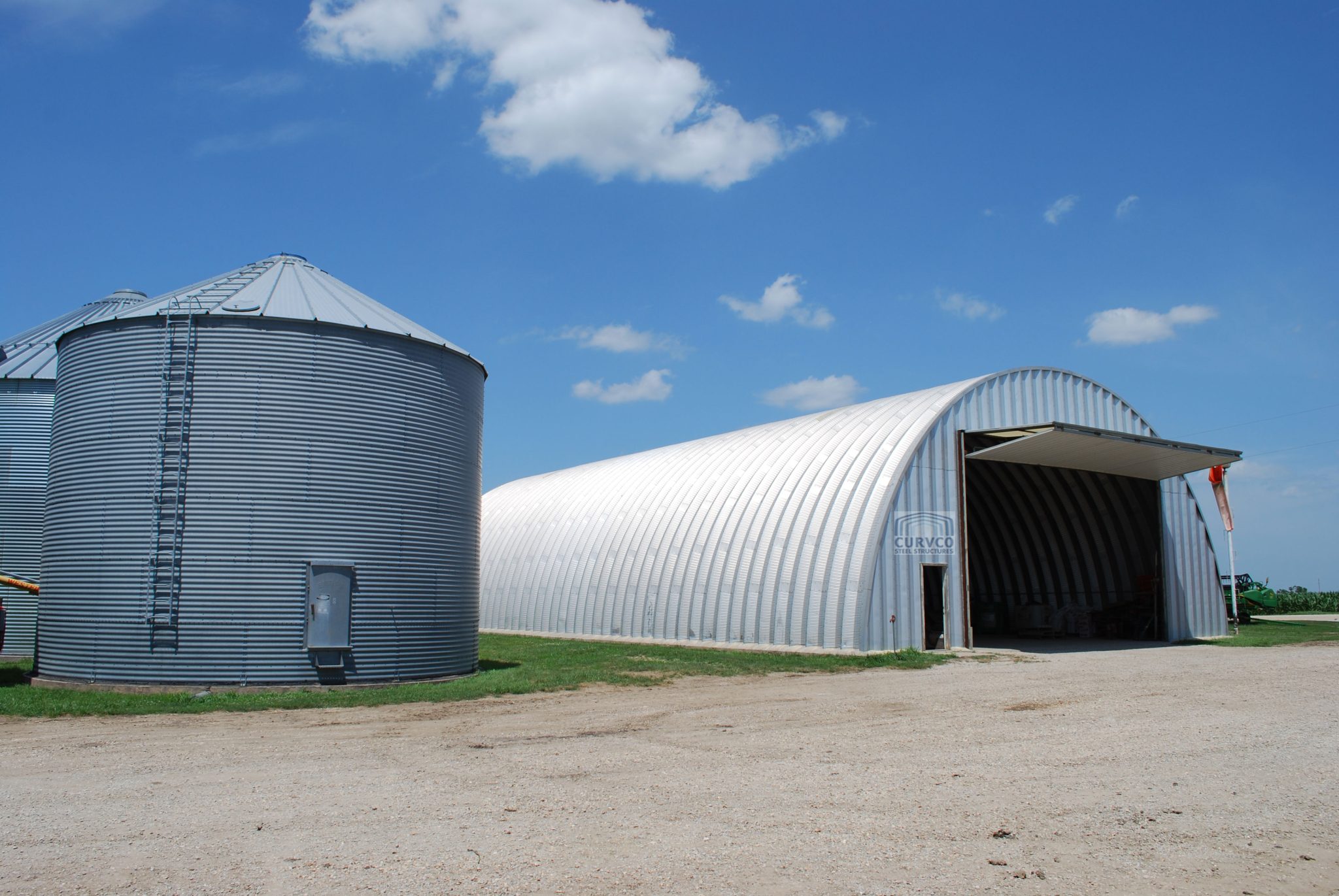 60x120 Farm Building Quonset Hut Kits, Bulk Storage Buildings.